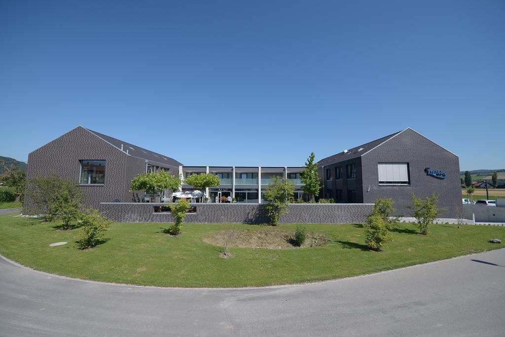 Отель Q.C.M. Campus Бельп Экстерьер фото